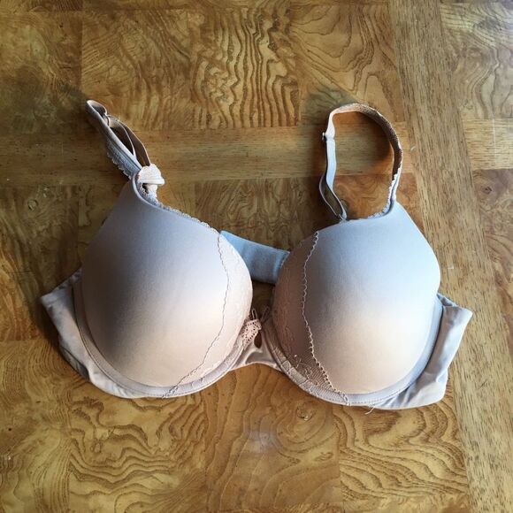 NUDE BODY by Victoria Secret Push Up! - Picture 2 of 6